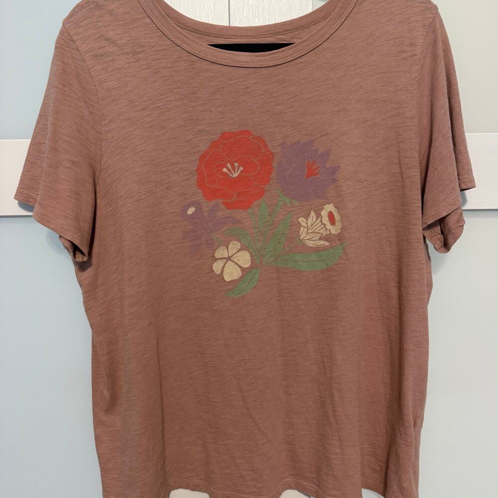 Old Navy Blush Floral Shirt Size L